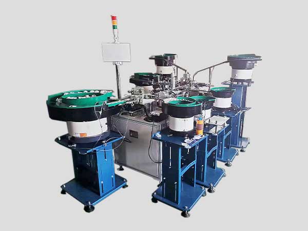 塑料万向脚轮自动组装机，家具脚轮自动化生产设备